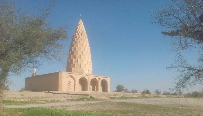 دانشگاه باستانی گندی شاپور در دزفول