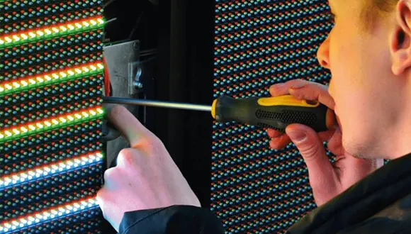 تعمیر تابلو دیجیتال
