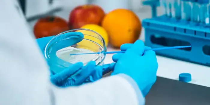 ایمنی در آزمایشگاه میکروبیولوژی