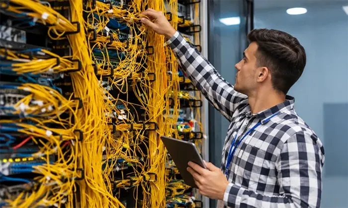 چگونه از هزینه‌های اضافی کابل ‌کشی شبکه جلوگیری کنیم؟